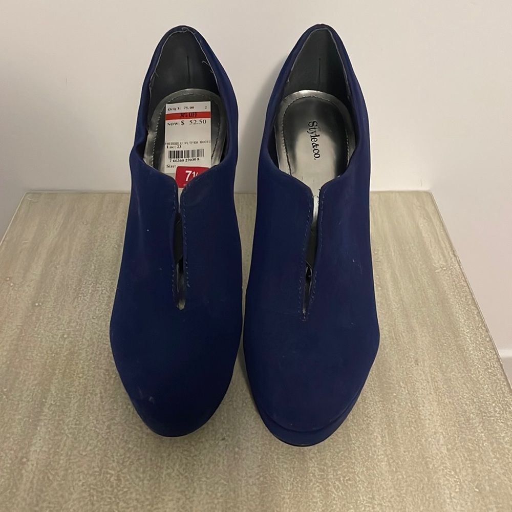 Style and Company blue suede shoes